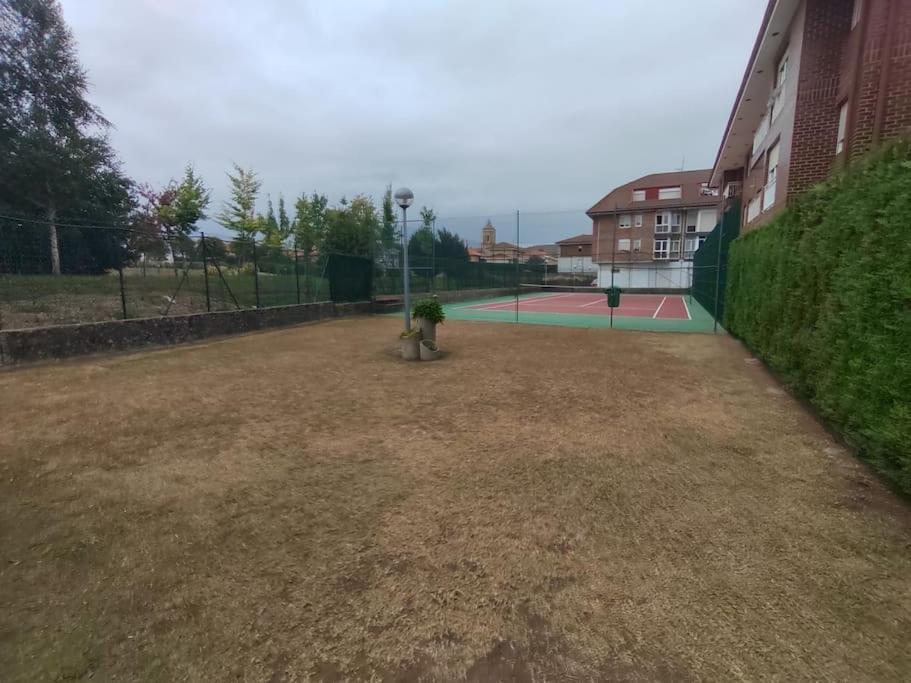 Piso En Ajo Con Piscina Comunitaria Appartement Buitenkant foto
